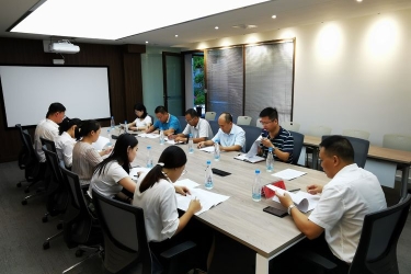 三亚旅文集团召开创文巩卫工作会议