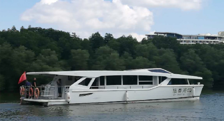 发展海上游、内河游